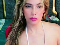 I am Valen, your princess with big tits. I love meeting guys who watch me seduce and play with my body.