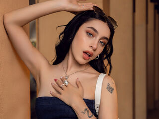 camgirl playing with dildo AliceBelov