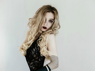 spy cam AngelikaMoebius