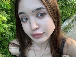 sexy webcamgirl picture ChandraHankin