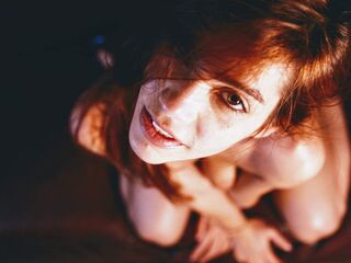 live striptease show CleoCharm