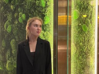 cam slut chat room EdaNoreikaite