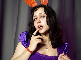 closeup cam JudithRise