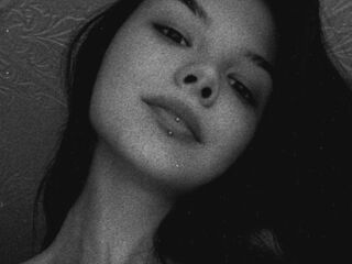 naked webcamgirl photo LubaArvanitis