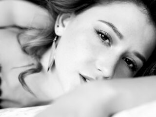 naked girl with webcam masturbating RitaMoonllight