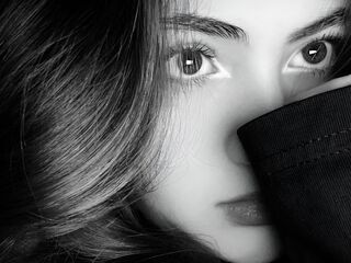 webcam striptease show VickyToure