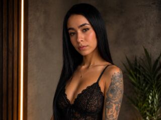 naked webcamgirl video VictoryStone