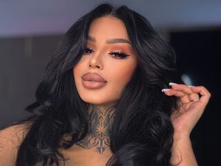 hot cam girl masturbating with vibrator CherrieMadisson