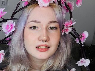 naked cam girl photo IleneDrones