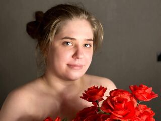 camgirl masturbating with sextoy MeganVioler