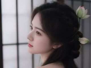 hot naked camgirl YiQiao