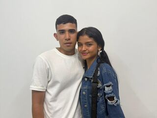live chatroom sex show BlakeAndJess