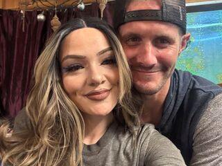 hot livecam couple CarverAndLegacy
