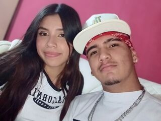 hot chatroom sex KamilaAndJavier