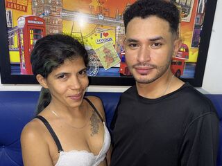 hot webcam couple MarceAndLucas