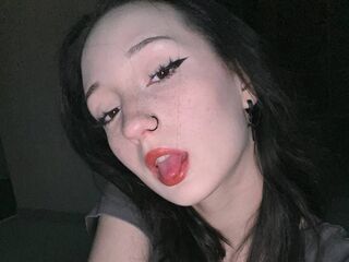 live porn cam AccaBelow