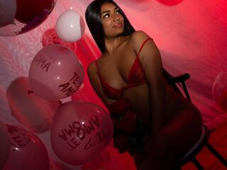 kinky video chat performer AdaraZaens