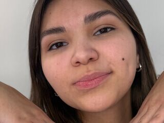 webcam girl AdriaKunstlinger