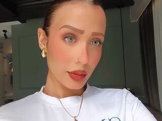 naked girl with cam fingering AdrianaRossetti