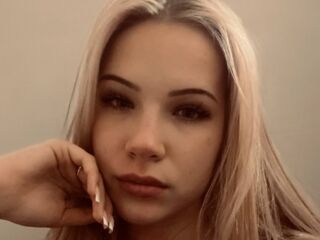 sexy webcamgirl pic AletaKunde