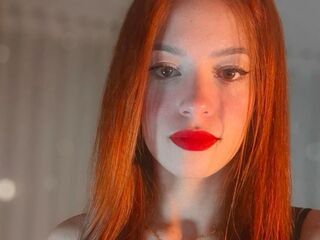 hot cam girl masturbating with dildo AliceCrox