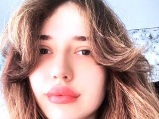 sex show online AliceTrisavya