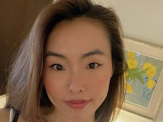 naked cam girl AlinaBery
