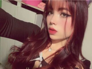 nude camgirl picture AlinaRicci