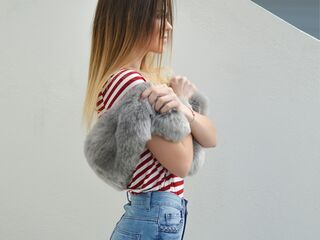 camslut topless AlinaSmeraldi