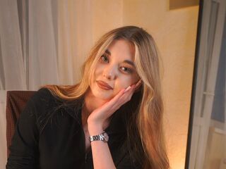 live teaser webcam AlonaYouell