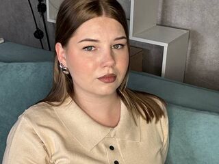 fingering camslut AnitaBelle
