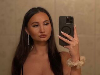adult cam AriaWaverly