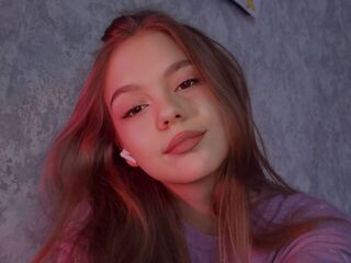hot cam girl masturbating with vibrator ArleanWerling