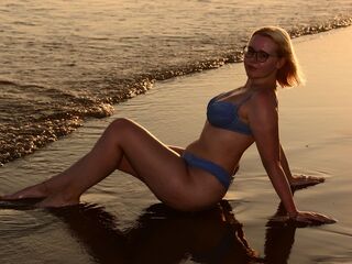 adult live webcam AurelliaLucy