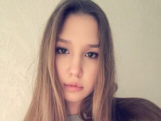 camwhore shaved pussy AvaKriek
