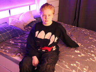 bedroom webcam BeatriceLes