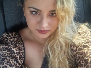 strip show BelaPasion