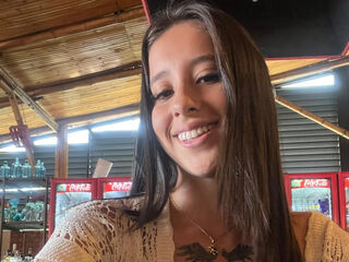 teaser cam BellaLeroi