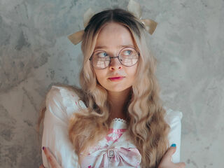 camslut video BellaMorley