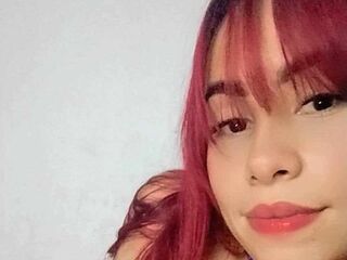 masturbating girl CapriTash