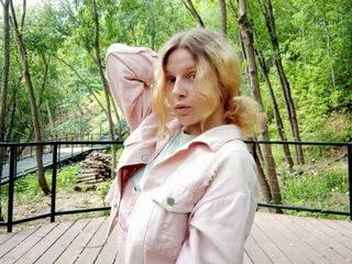 fingering webcam girl CelesteForman