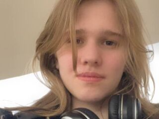 camwhore photo ChristieDemaline