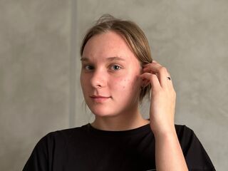 camgirl porn web cam ChrystalNoury