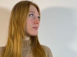 hot girl live cam CoreenShimkus