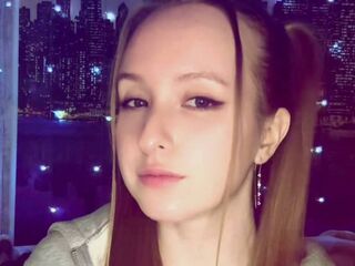 girl camsex CortneyMoran