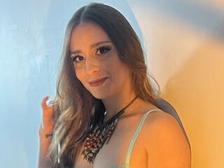 camslut topless CrissyEvans