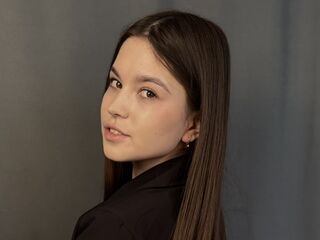 live cam girl photo DarlineAugeri