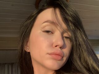 naked cam girl gallery DeanneMizzell