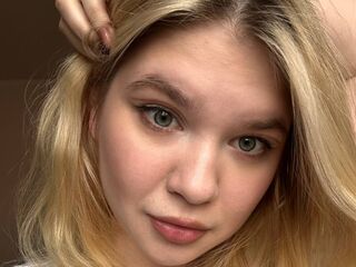 naughty webcamgirl DebrahPloeger