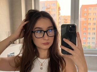 nude webcam girl DenaGaters